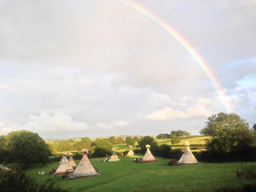 Big Sky Tipi Holidays Wartling Ngoại thất bức ảnh